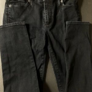 Lucky Brand skinny jeans- like new condition size 26-black wash
